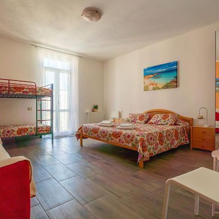 Apartamento Casa Yvona Alguer Exterior foto